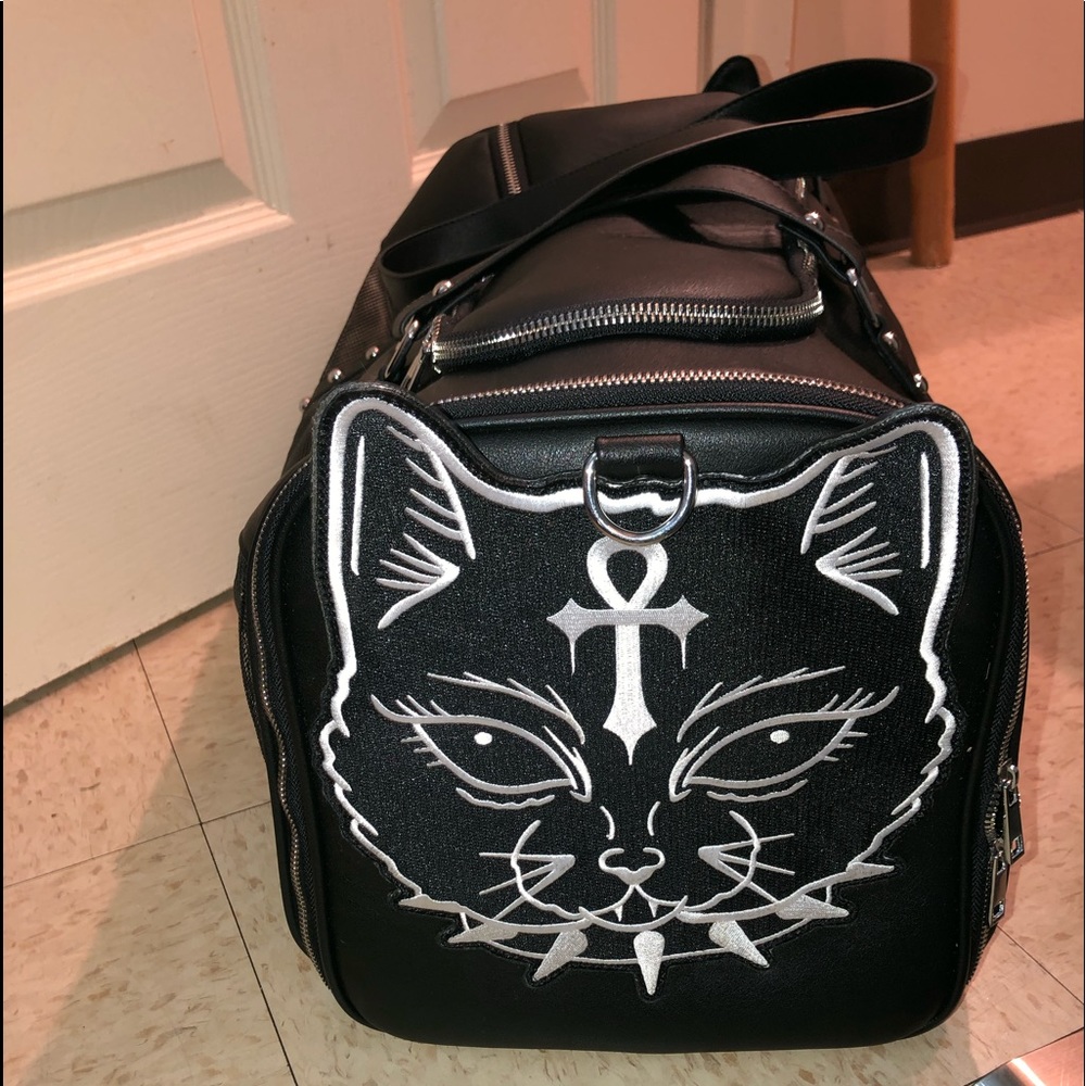 Pet carrier